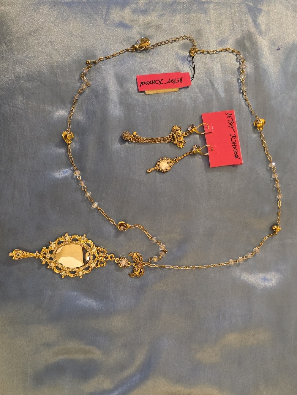 NWT Betsey Johnson Gold Filigree Mirror Pendant Necklace and Dangle Earrings